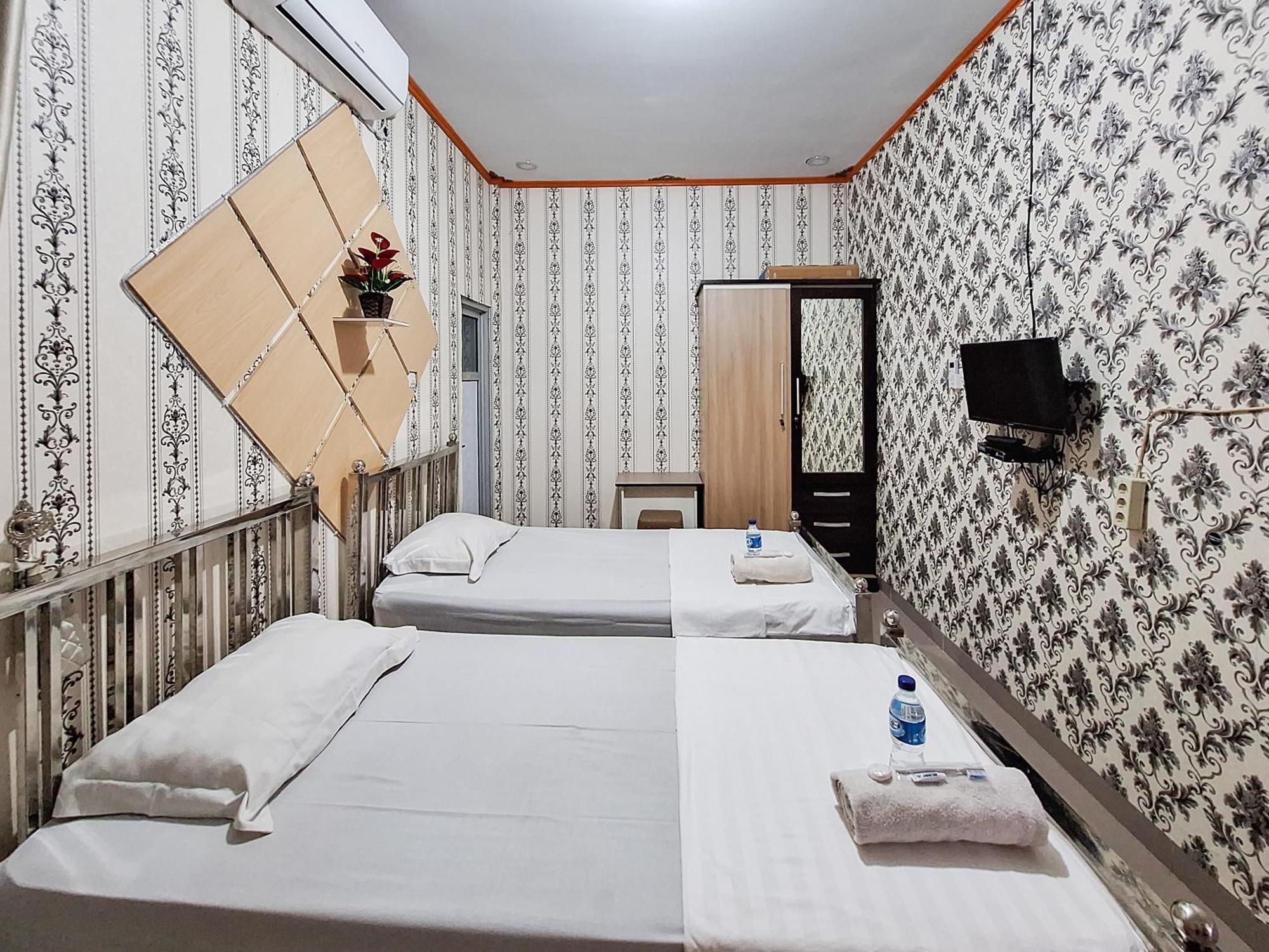Homestay Sakinah Syariah Mitra Reddoorz Букиттинги Экстерьер фото