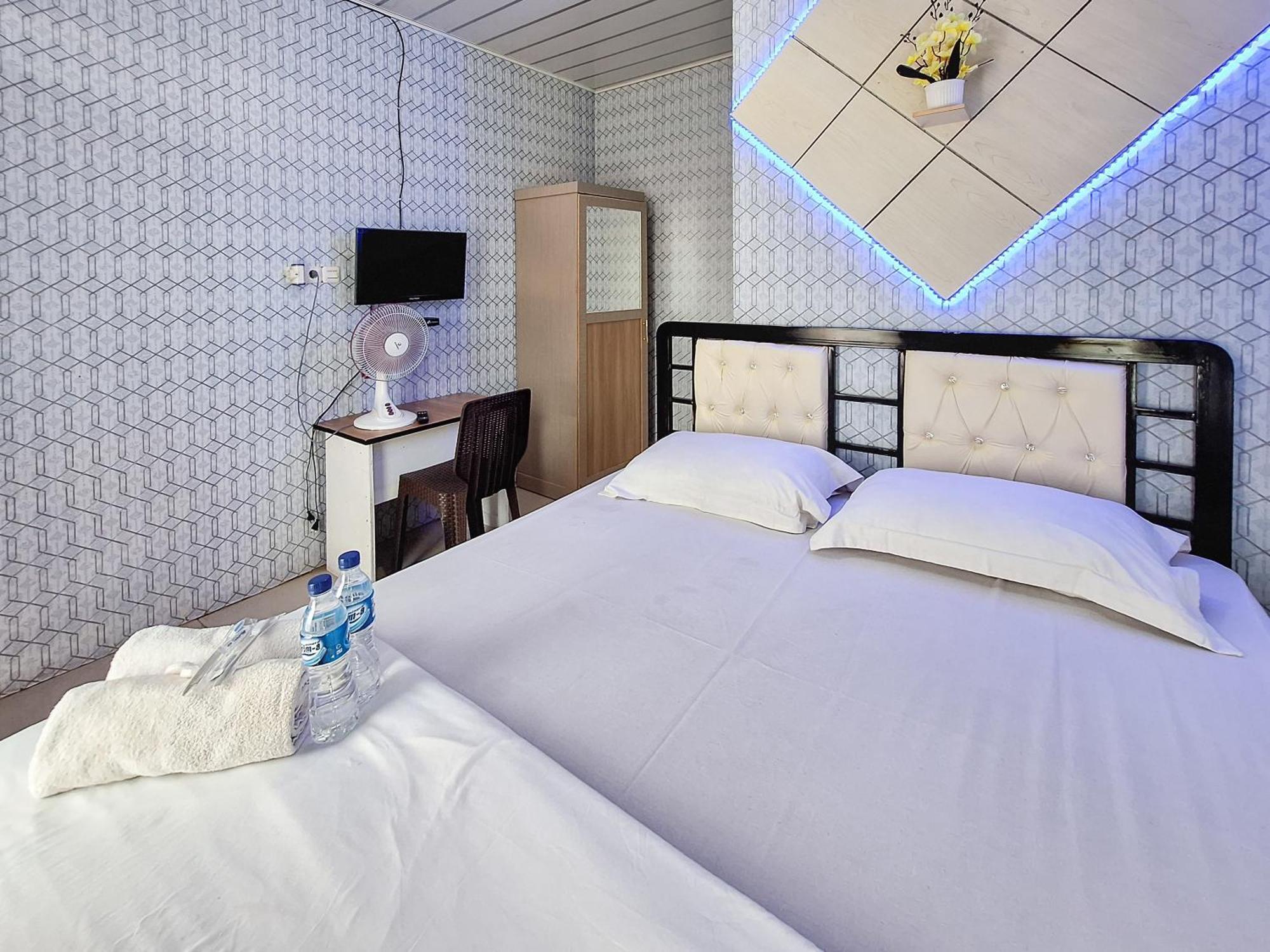 Homestay Sakinah Syariah Mitra Reddoorz Букиттинги Экстерьер фото